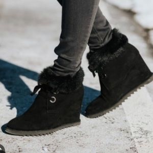 M.Gemi Black Suede and Rabbit Fur Booties